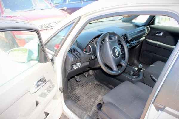 Szyba karoseryjna lewa Audi A2 2002 Hatchback 5-drzwi