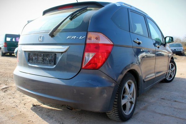 Wózek zawieszenia tył Honda FR-V 2007 2.2i-CDTI Minivan