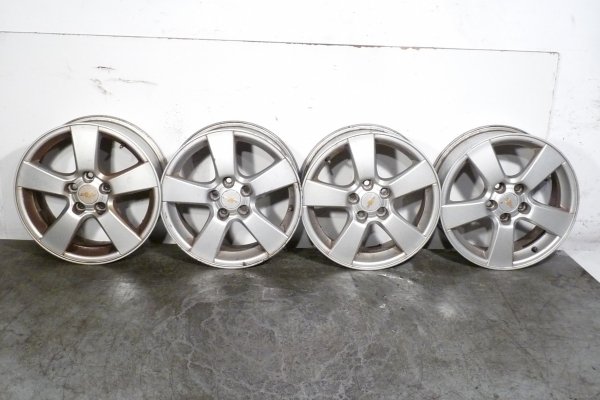 Felgi aluminiowe R16 5x105 Chevrolet Cruze 2008-2012