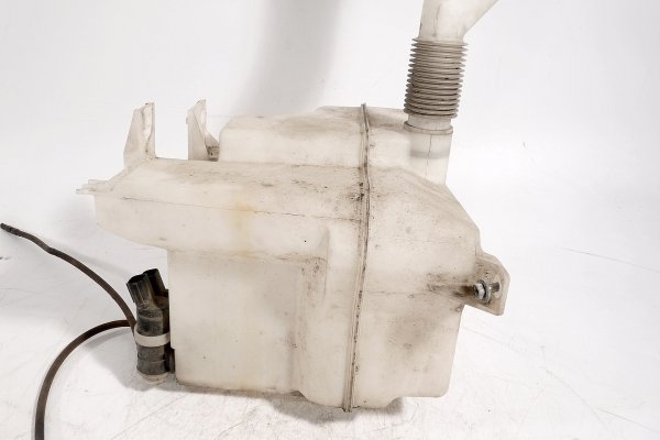 Zbiorniczek spryskiwaczy Subaru Forester III SH 2008 2.0D EE20Z 2008 Suv