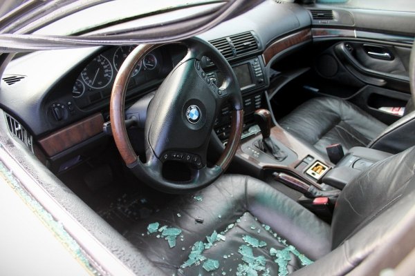 Drzwi Tył Lewe BMW 5 E39 Lift 2001 3.0D Kombi (gołe drzwi bez osprzętu)