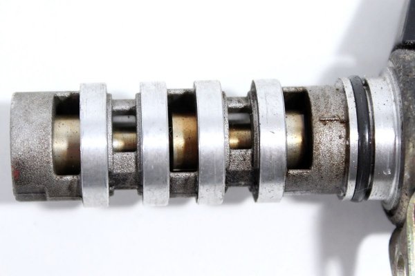 _Czujnik zawór faz rozrządu Nissan Almera Tino V10 2000-2006 1.8  