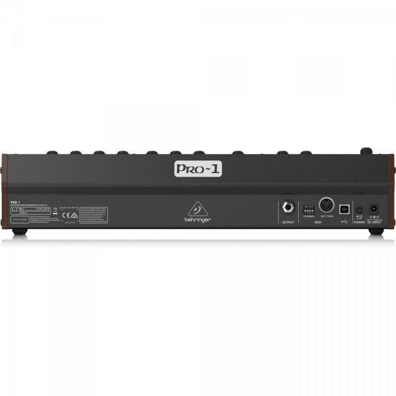 Behringer PRO-1 syntezator analogowy