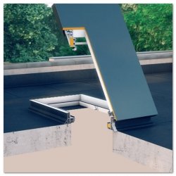Flachdachausstieg Fakro DRL Uw=0,67 Dachluke - Wärmedämm Schachtfenster - Fenster mit einer Kuppe - Raus aufs Flachdach mit dem neuen Flachdach-Ausstieg DRL