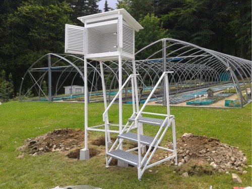 Klatka meteorologiczna Stevensona standardowa IMGW duża + stojak metalowy + schody metalowe + system kotwiący