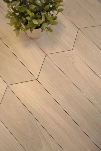 Sleek Wood Beige Chevron Nat. 11x54 Emil Ceramica