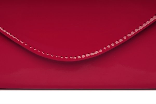 Fuksja różowa torebka wizytowa kopertówka Solome S2 lakier detal