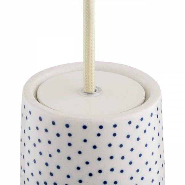 Lampa wisząca ceramika Bolesławiec biała w kropki ręcznie zdobiona designerska wyjątkowa podłużna BOLL 8938 Argon x Manufaktura w Bolesławcu 