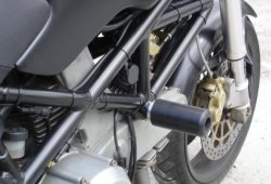Crash Pady Ducati Monster 750 (-00)