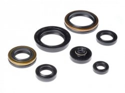 BEARING WORX KOMPLET (ZESTAW) USZCZELNIACZY SILNIKOWYCH SUZUKI RM 125 04-08 (822266)