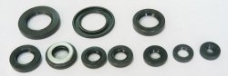 TOURMAX KOMPLET (ZESTAW) USZCZELNIACZY SILNIKOWYCH YAMAHA XT 600H,K,E,Z 83-05, TT600 83-87, XT 550 (MADE IN JAPAN)