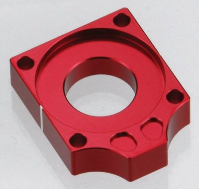ACCEL NAPINACZ TYLNEJ OŚKI HONDA CRF 250R 10-12, CRF 450R 09-12 KOLOR CZERWONY