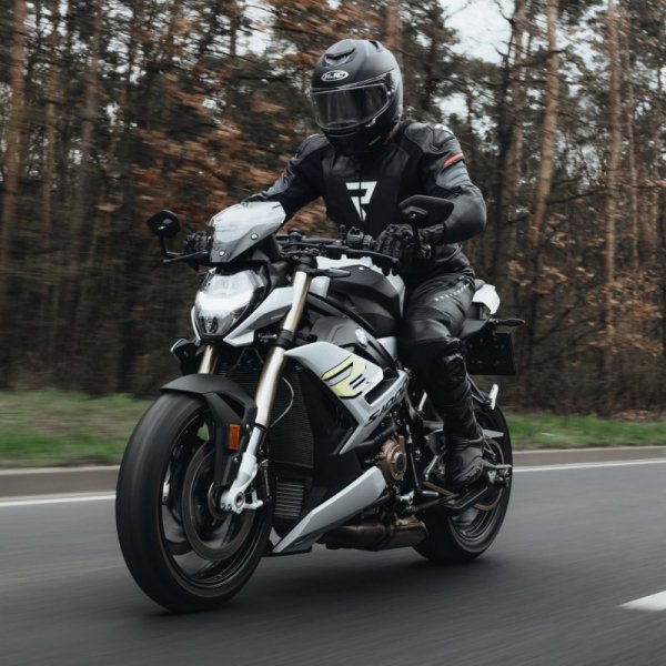 KURTKA MOTOCYKLOWA SKÓRZANA REBELHORN VELOCE BLACK GREY FLUO RED 46