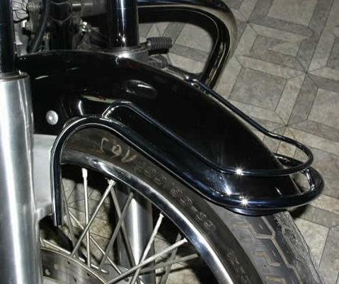 Reling na przedni błotnik Yamaha Drag Star Custom