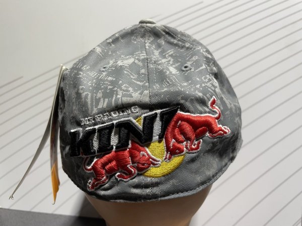 KINI RED BULL Trash Czapka z daszkiem XS/S