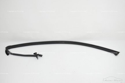 Bentley Continental GT 2003 Right window seal gasket