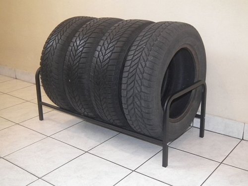 Regał RO4 na cztery opony o szerokości do 225mm udźwig 160 kg