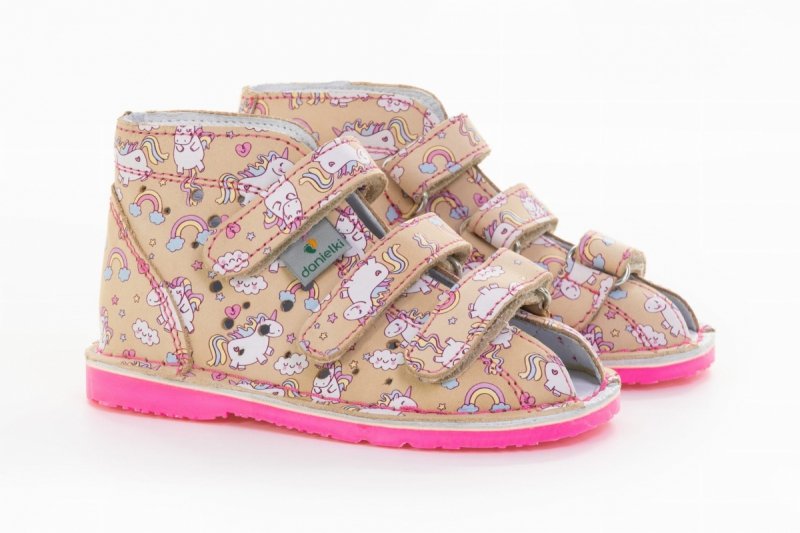 Sandałki profilaktyczne Danielki T135L BAJKOWE FF na rzepy