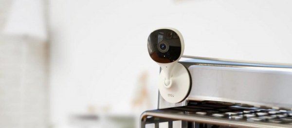 Kamera IP Imou Cue 2E 3MP IPC-C32EP z kartą pamięci 64GB