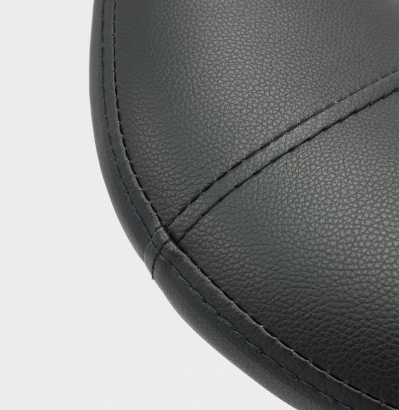 Krzesło kosmetyczne taboret typu siodło RODEO CZARNY - ZŁOTY I-COUCOU