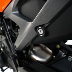 Zaślepki/A Podnóżka (Lewa/Prawa) RG Racing Ktm 990 Duke 24-