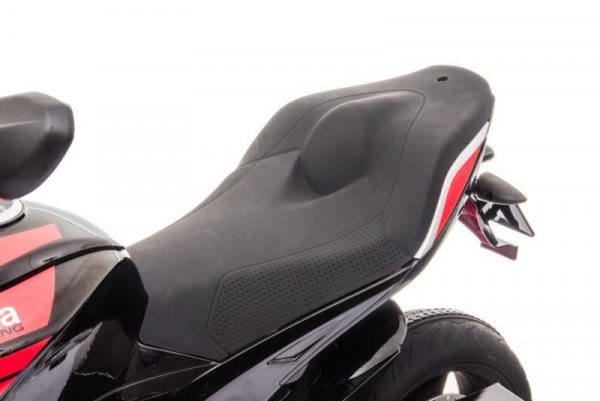 Motor Na Akumulator Aprilia Tuono V4 czerwony