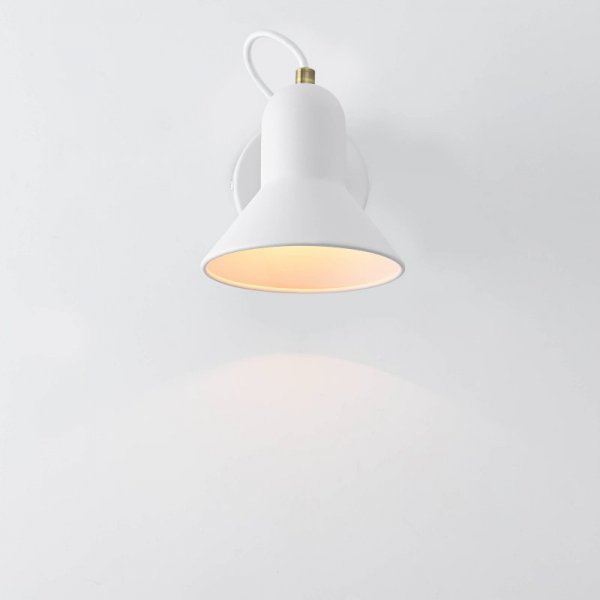 KINKIET BIAŁY Z WŁĄCZNIKIEM NOWOCZESNY METALOWY DO SYPIALNI SALONU LIGHT PRESTIGE ASTAMA LP-1122/1W WH
