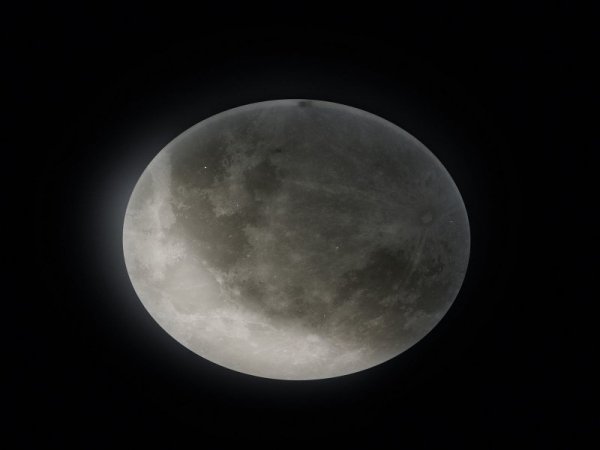 PLAFON LAMPA SUFITOWA IMITUJĄCA WYGLĄDAJĄCA JAK KSIĘŻYC DEKORACYJNY LUNAR 627516000 TRIO Z PILOTEM ZDALNEGO STEROWANIA 