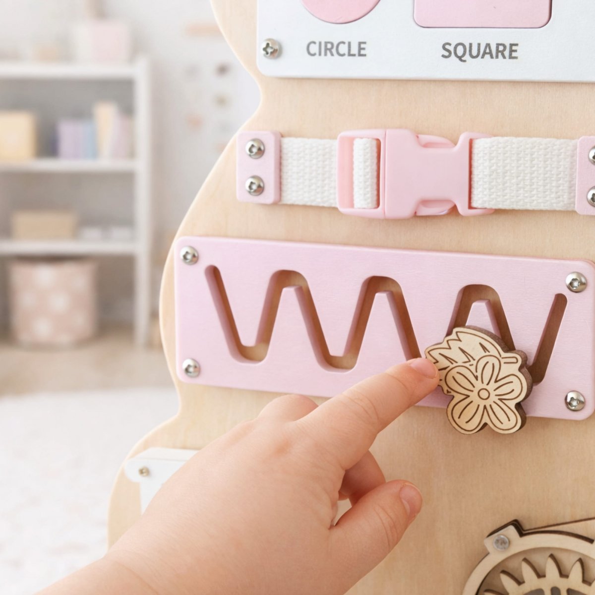 Drewniana tablica sensoryczna Montessori Miś Mamabrum – zegar, kształty ...