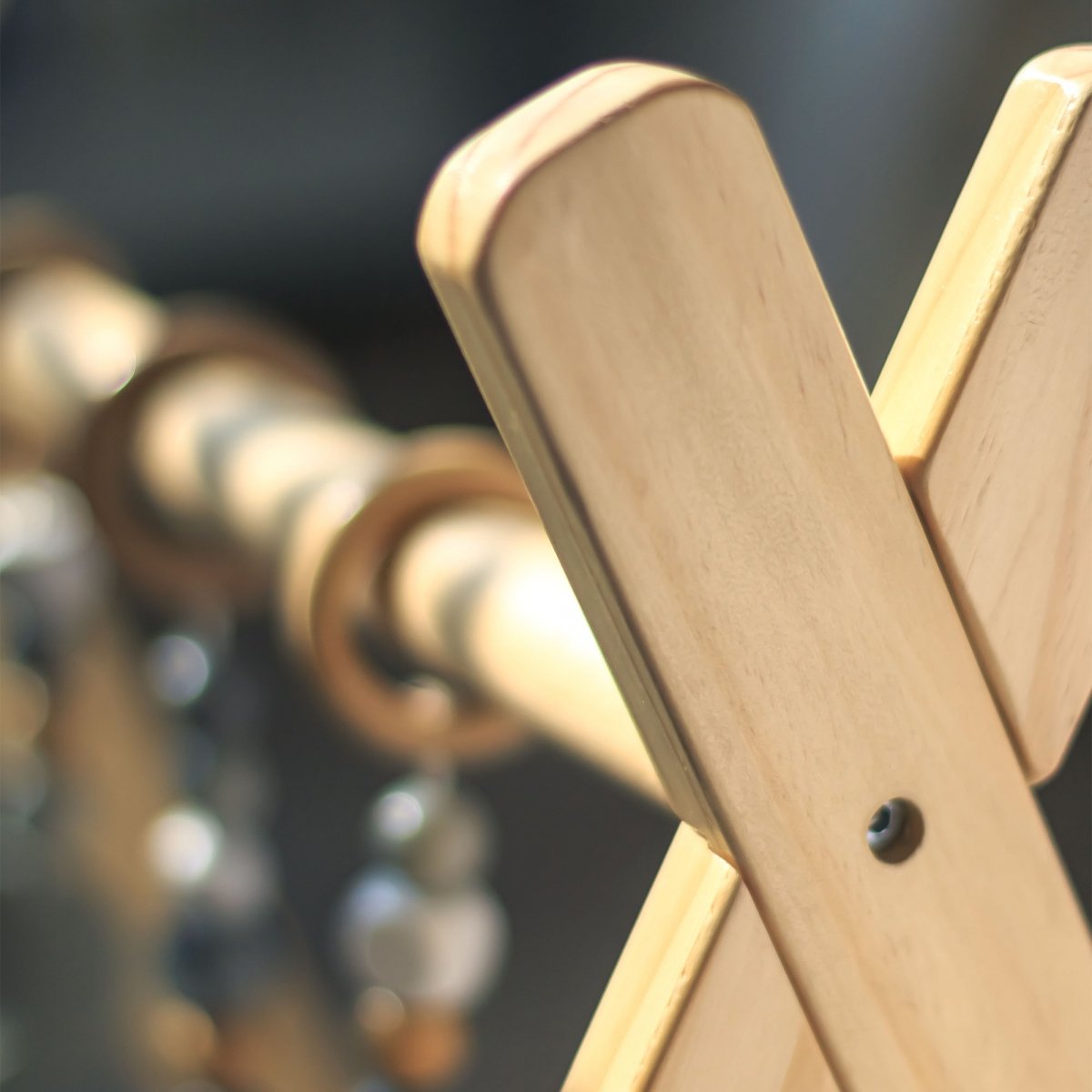 Drewniany stojak edukacyjny Baby Gym - kolor szary