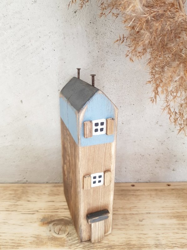 Drewniany domek orzech/niebieski