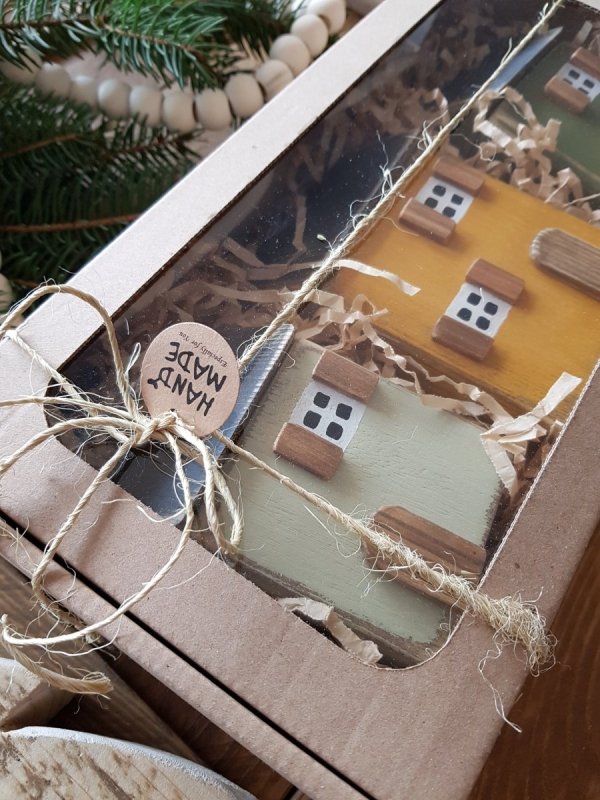 BOX zestaw drewnianych domków oliwka/musztarda/khaki