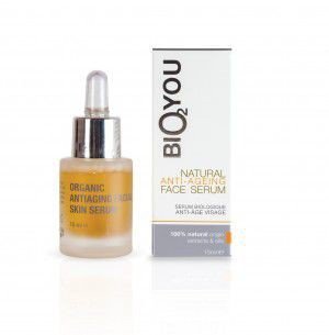 BIO2YOU serum przeciwzmarszczkowe z fitokompleksem z aloesu i krwawnika, kwasem hialuronowym, witaminą C, panthenolem i rokitnikiem 15 ml