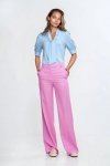 Spodnie bootcut z rayonu z krytym guzikiem SD111 Pink - Nife