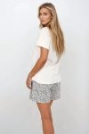 Piżama Damska Model Impressive You Short Beige - Momenti Per Me