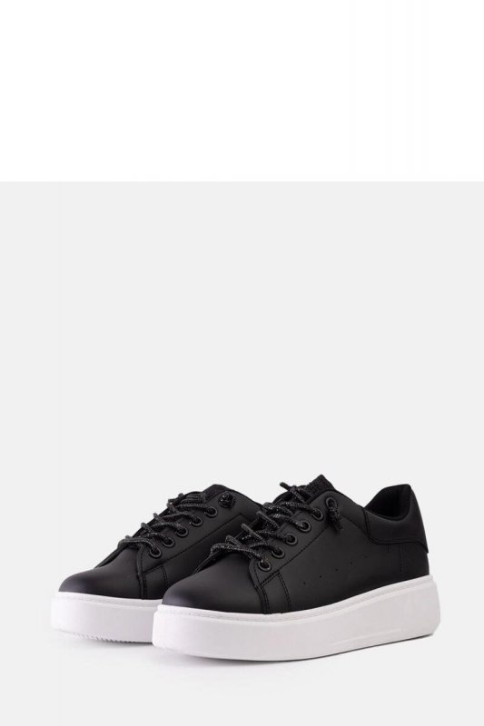 Czarne sneakersy z efektownym zdobieniem Asmait - Solea