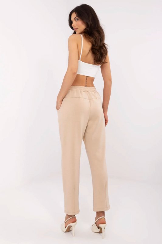 Spodnie Dresowe Model DHJ-SP-20523.66P Light Beige - Italy Moda