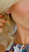 goldene Ohrringe aus Edelstahl