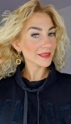gold earrings made of stainless steel