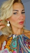 gold earrings made of stainless steel