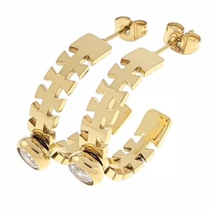 gold earrings made of stainless steel
