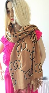 Warm and pleasant scarf alpaca chimney for the winter