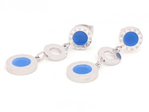 gold earrings made of stainless steel
