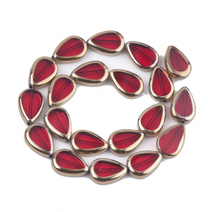 Glass beads faceted strands