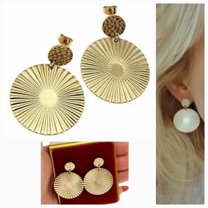 gold earrings made of stainless steel