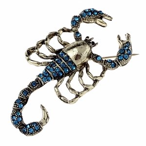 2260c Elegancka broszka przypinka złota cyrkonia skorpion