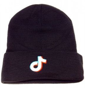 n27 Ciepła i przyjemna czapka na zimę