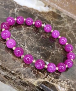 486j Bransoletka naturalny kamień jadeit na gumce jubilerskiej