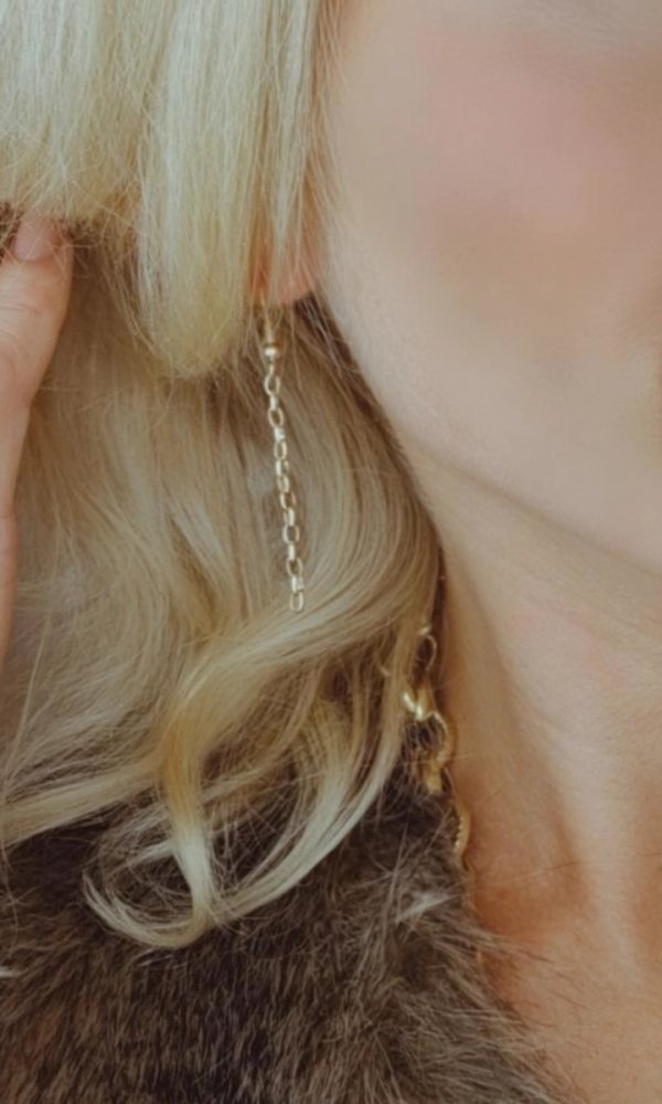 goldene Ohrringe aus Edelstahl