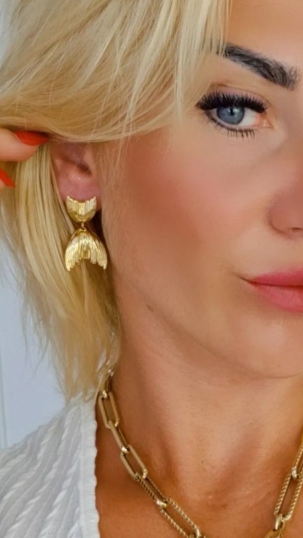 goldene Ohrringe aus Edelstahl